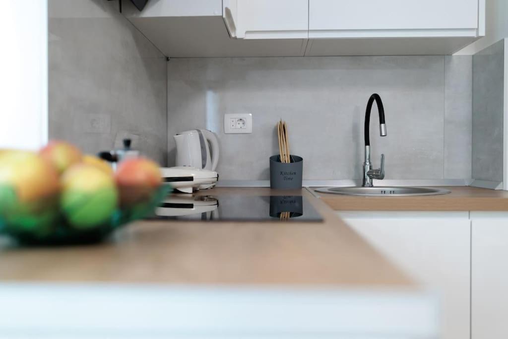 Apartment Dominicus Zara Esterno foto